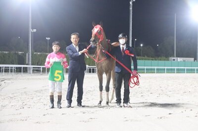 岡部騎手_ぺガスター.jpg
